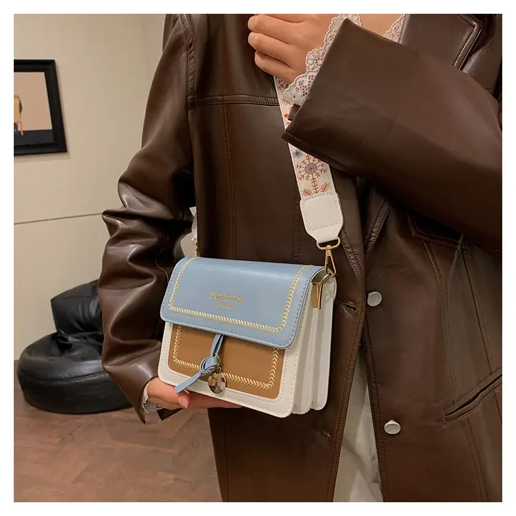 Trendy Women's Crossbody Bag with Wide Strap — feature 19