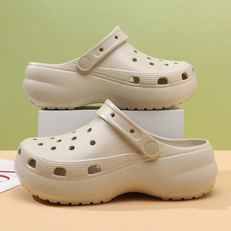 Cloud Hole Shoes Women's Summer Non-slip Deodorant Thick Bottom Header EVA Beach Wear Heightening Breathable Wear-resistant Slippers - Image 6