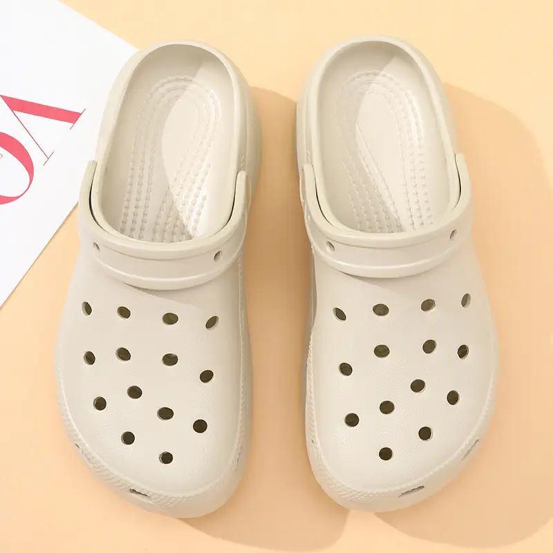 Cloud Hole Shoes Women's Summer Non-slip Deodorant Thick Bottom Header EVA Beach Wear Heightening Breathable Wear-resistant Slippers - Image 7