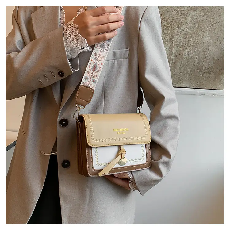 2024 Green Crossbody Bag with Straw Strap for Women — feature 7