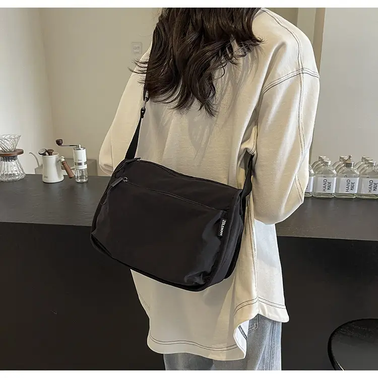 Women's Green Crossbody Phone Bag with Adjustable Strap — feature 12