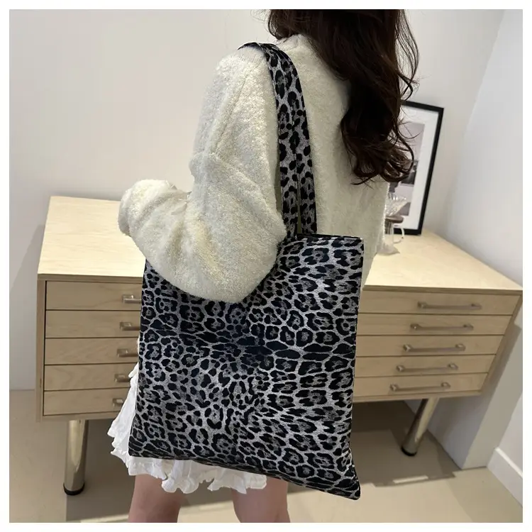 Women Leopard Print Tote Bag Large Capacity Casual Fashion — feature 16