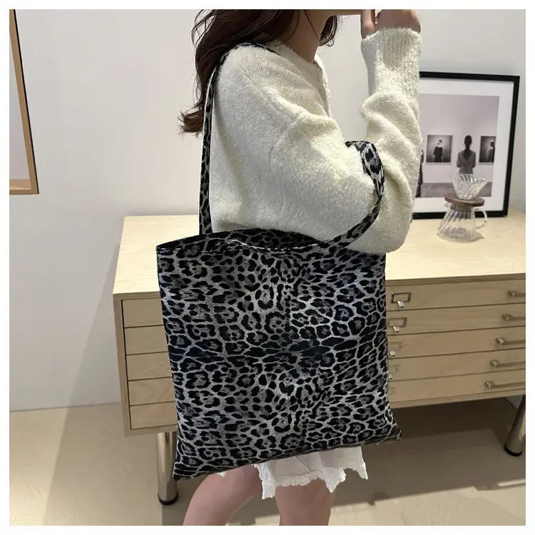 Women Leopard Print Tote Bag Large Capacity Casual Fashion — feature 18