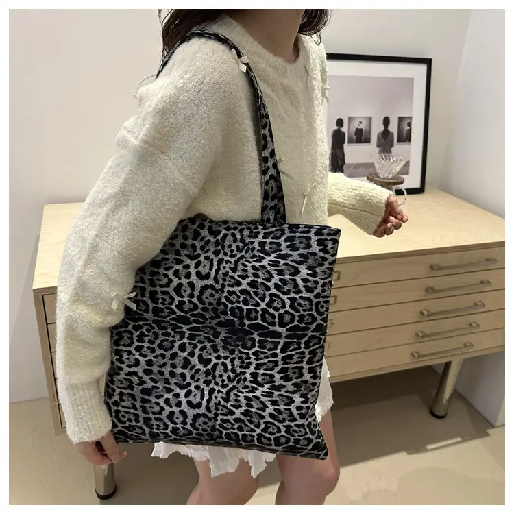 Women Leopard Print Tote Bag Large Capacity Casual Fashion — feature 19