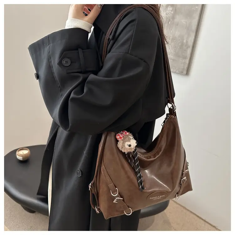 Maillard Women's Brown Shoulder Bag Large Capacity Multi-Use — feature 13