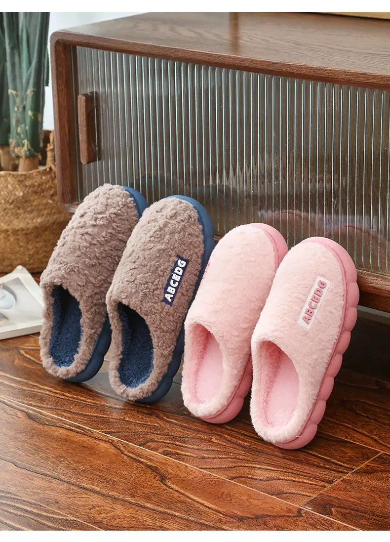 New Thickeneded Cotton Slippers for Women, Autumn and Winter Soft-Soled Home Slippers, High-Bottom Outer Wear, Warm Cotton Slippers for Couples, Men's Furry Shoes — feature 19