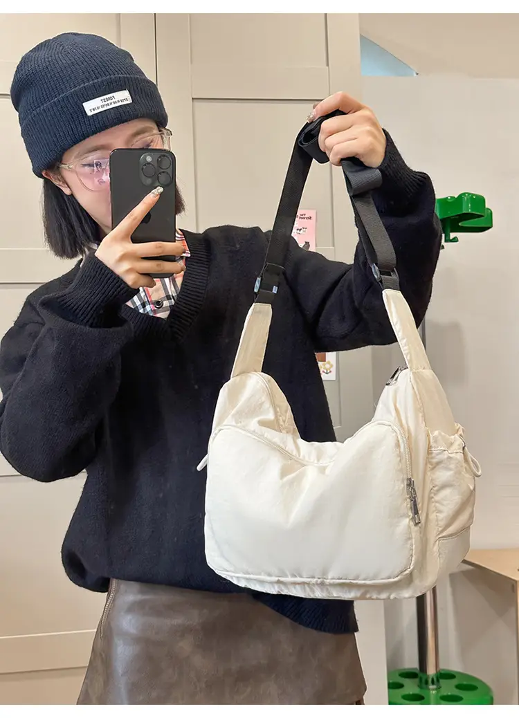 Nylon Shoulder Crossbody Bag Large Capacity 2024 — feature 14