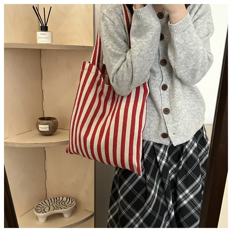 Women's Red White Stripe Shoulder Bag Large Capacity Canvas Tote — feature 7