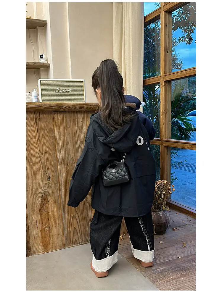 Red Quilted Rhombus Shoulder Bag for Girls — feature 11