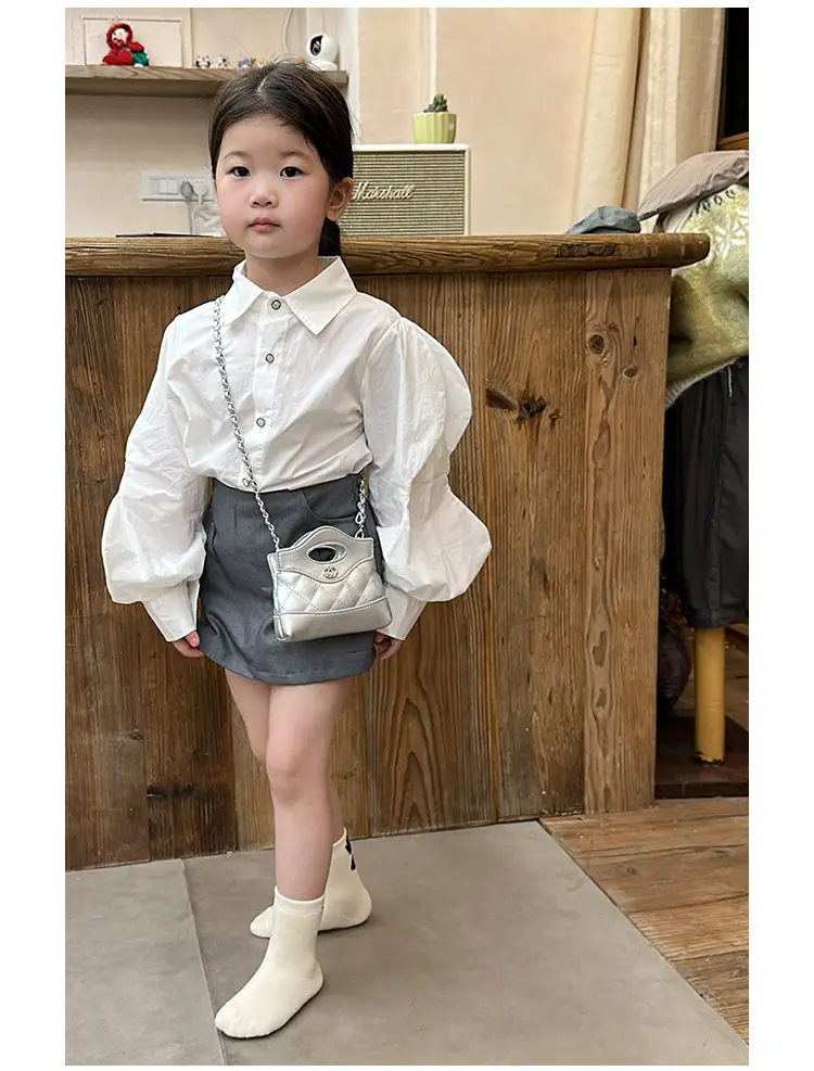 Red Quilted Rhombus Shoulder Bag for Girls — feature 17