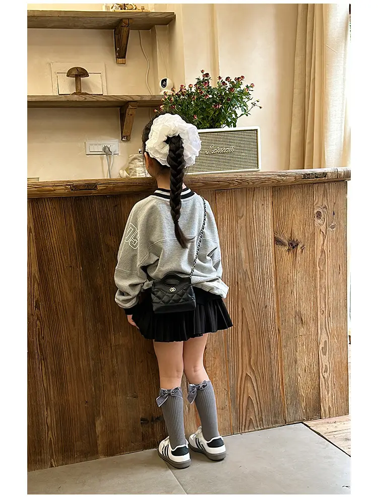 Red Quilted Rhombus Shoulder Bag for Girls — feature 18
