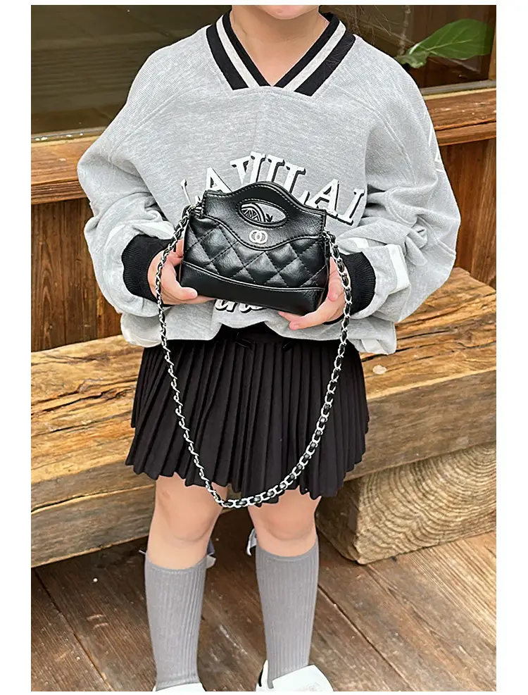Red Quilted Rhombus Shoulder Bag for Girls — feature 21