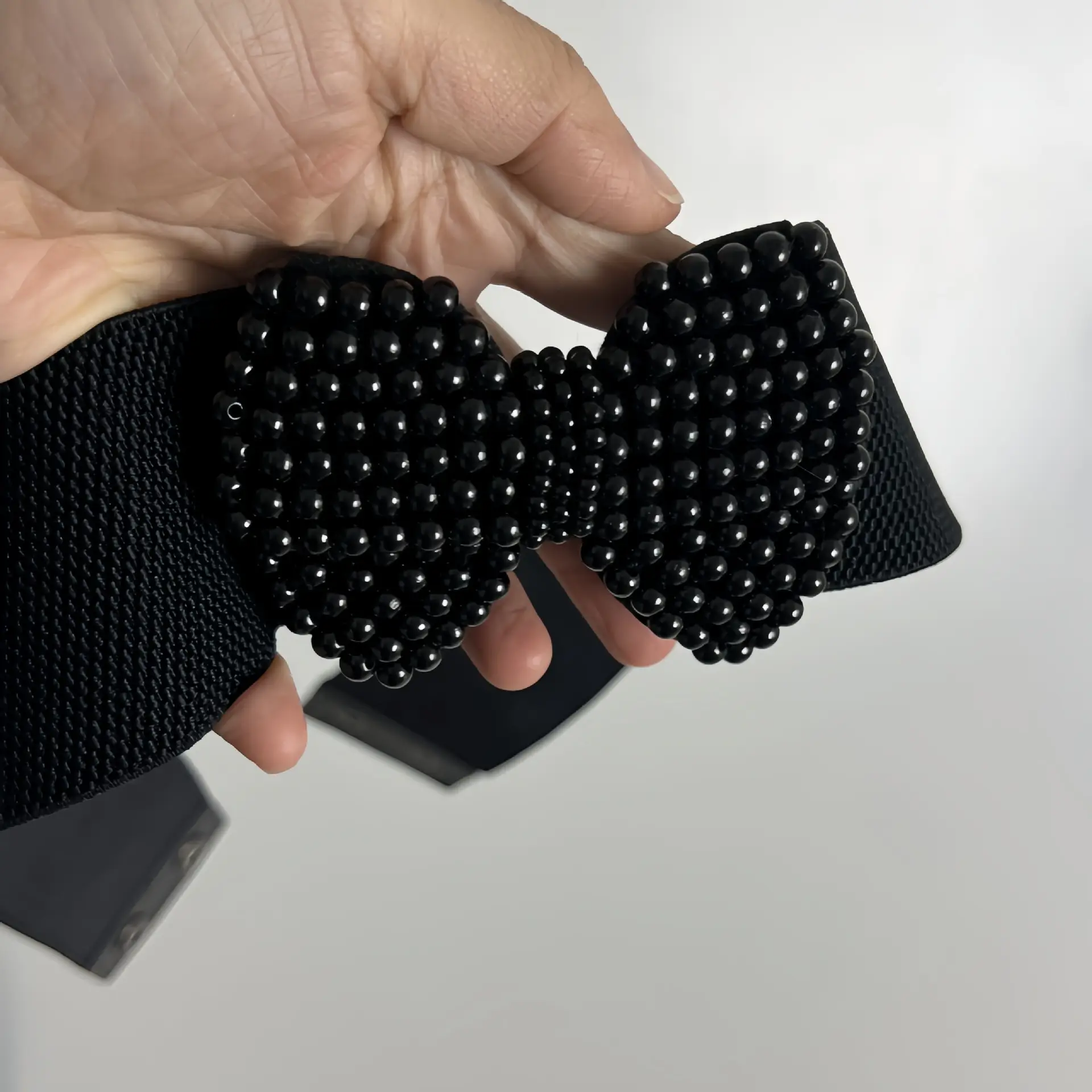 Black Pearl Bow Belt for Women — feature 2