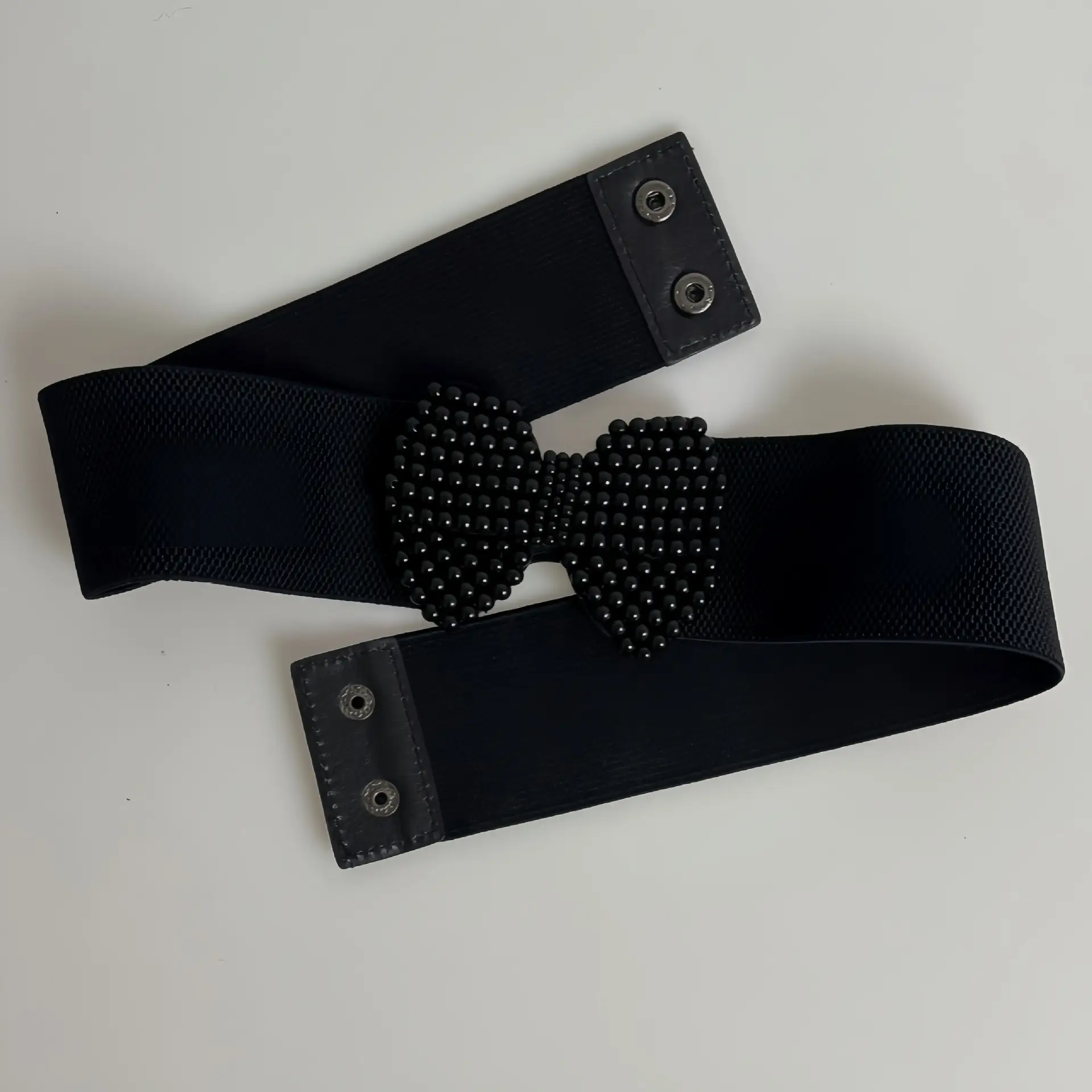 Black Pearl Bow Belt for Women — feature 3