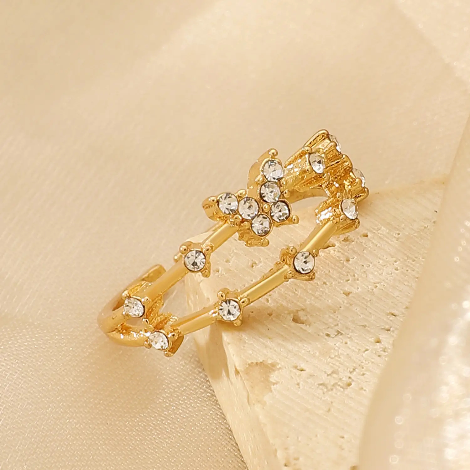 Women Retro Butterfly Adjustable Copper Zircon Ring — feature 16