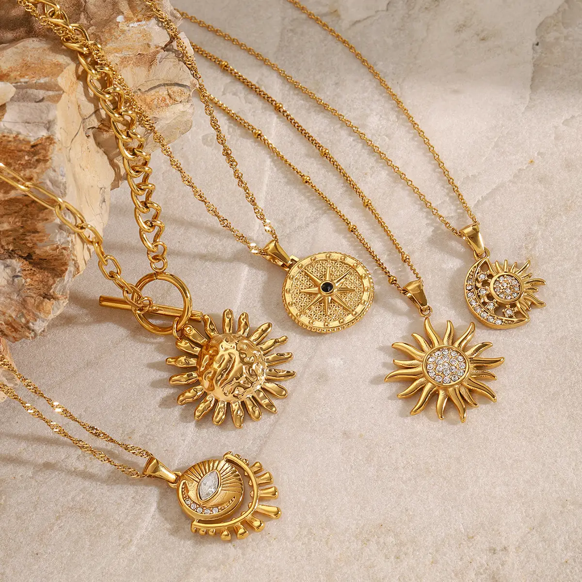 Jingqiao Star Necklace Gold 6.5g Titanium Steel — feature 7