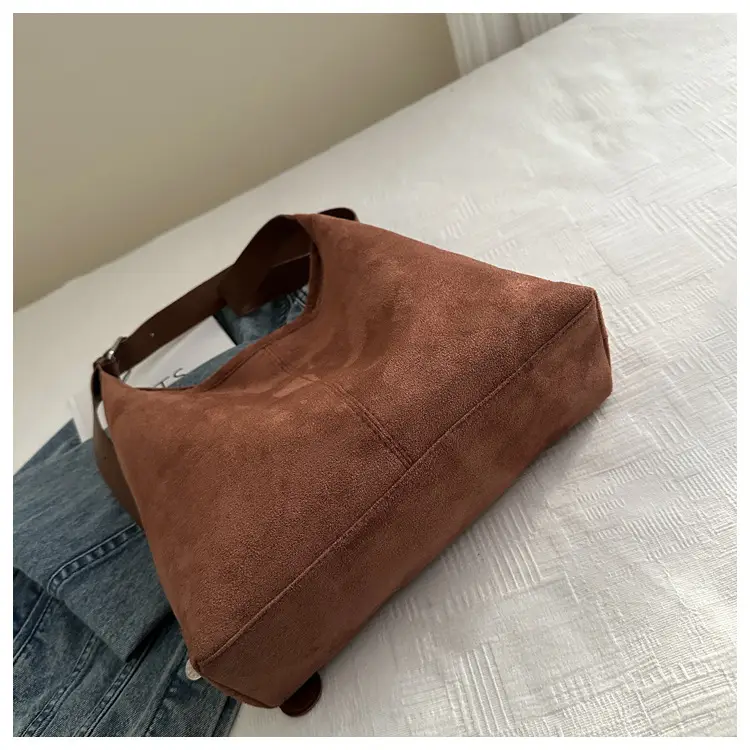 New Retro Fleece Shoulder Bag Large Capacity Textured — feature 21