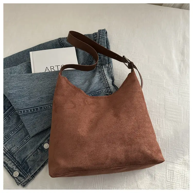 New Retro Fleece Shoulder Bag Large Capacity Textured — feature 25