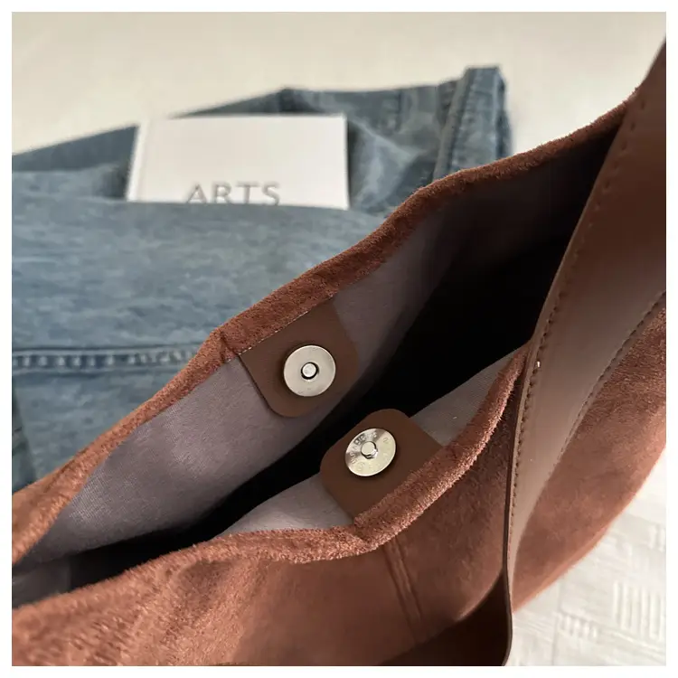 New Retro Fleece Shoulder Bag Large Capacity Textured — feature 26