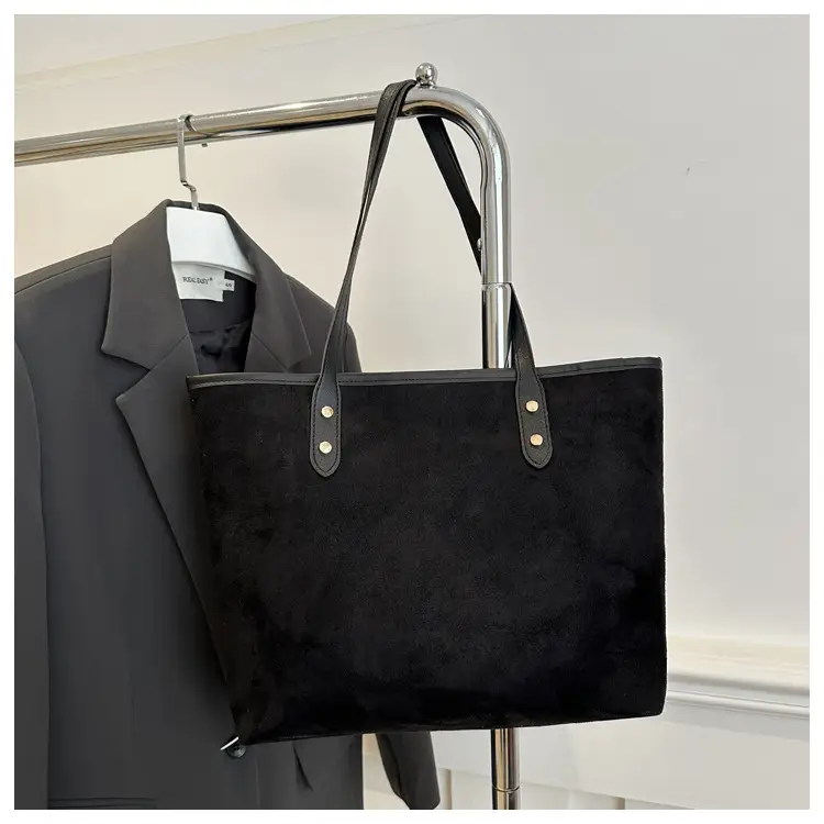Large Capacity Women's Brown Tote Bag Winter New — feature 23