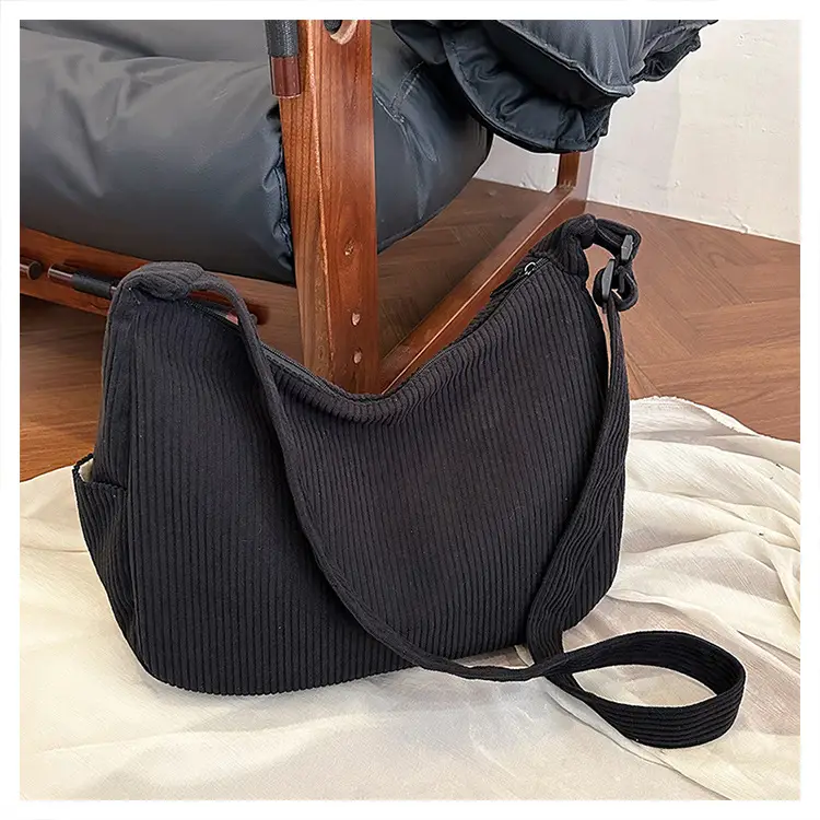 Women Crossbody Bag Black Ribbed Winter Casual 2026 — feature 34