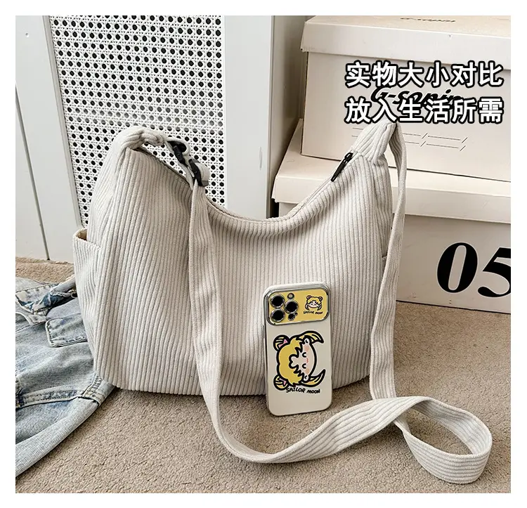 Women Crossbody Bag Black Ribbed Winter Casual 2026 — feature 4