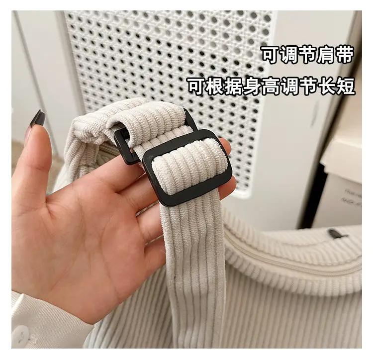 Women Crossbody Bag Black Ribbed Winter Casual 2026 — feature 7