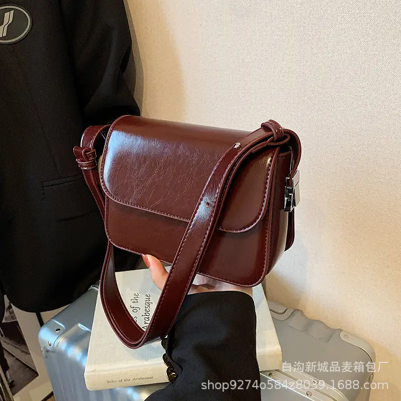 Retro Red Shoulder Bag for Women 2026 - Image 3
