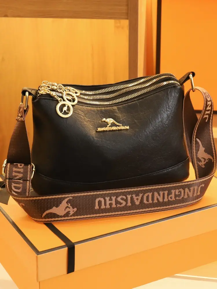 Black Kangaroo Shoulder Bag with Gold Chain & Three-Layer Design — feature 1