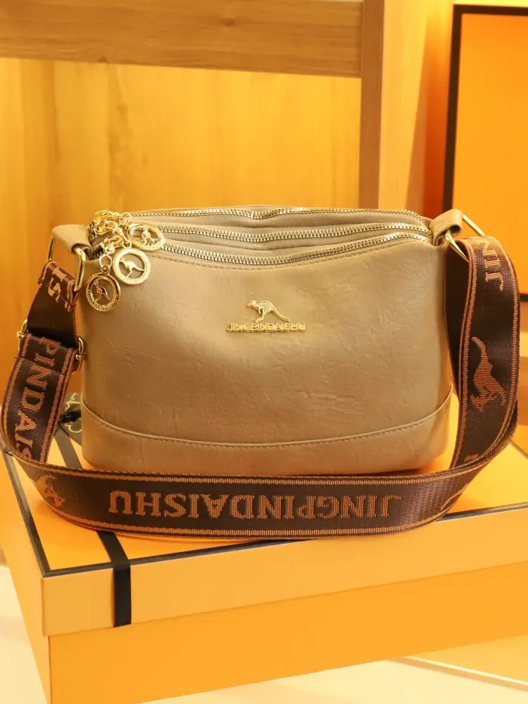 Black Kangaroo Shoulder Bag with Gold Chain & Three-Layer Design — feature 24