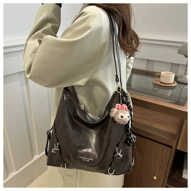Women's Retro Fashion Shoulder Bag with Cute Charm — feature 11