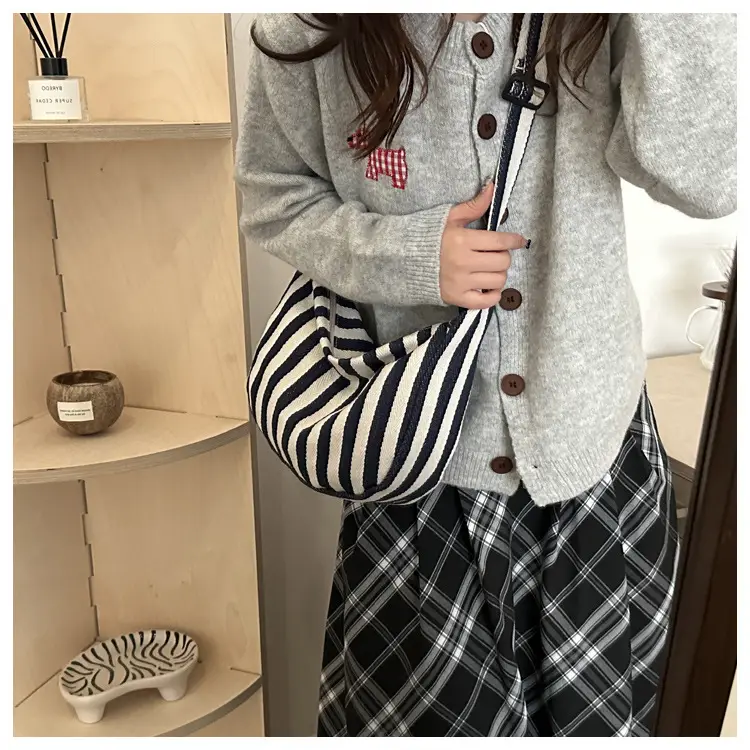 Red White Striped Crossbody Bag for Women — feature 7