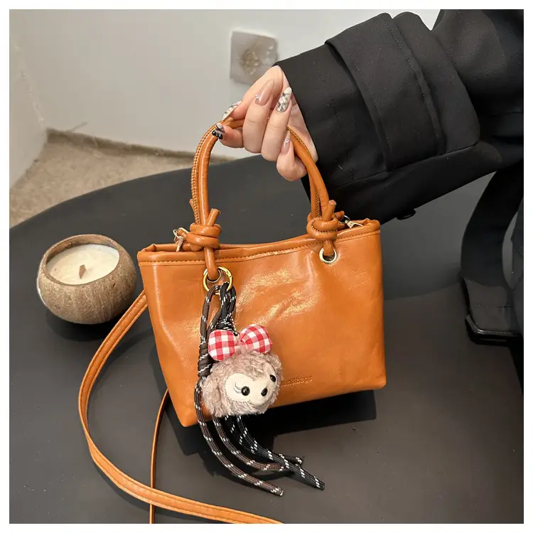 Black Retro Textured Shoulder Crossbody Bag 2024 — feature 19