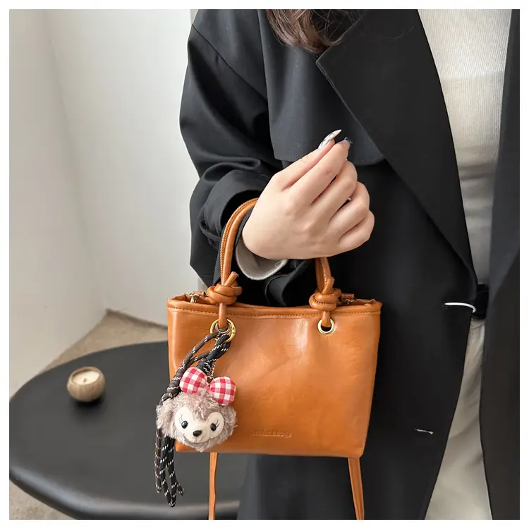 Black Retro Textured Shoulder Crossbody Bag 2024 — feature 20