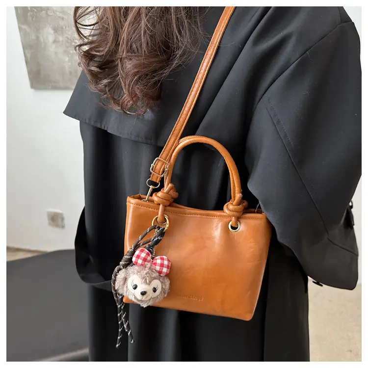 Black Retro Textured Shoulder Crossbody Bag 2024 — feature 21
