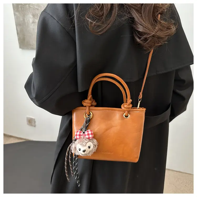 Black Retro Textured Shoulder Crossbody Bag 2024 — feature 23