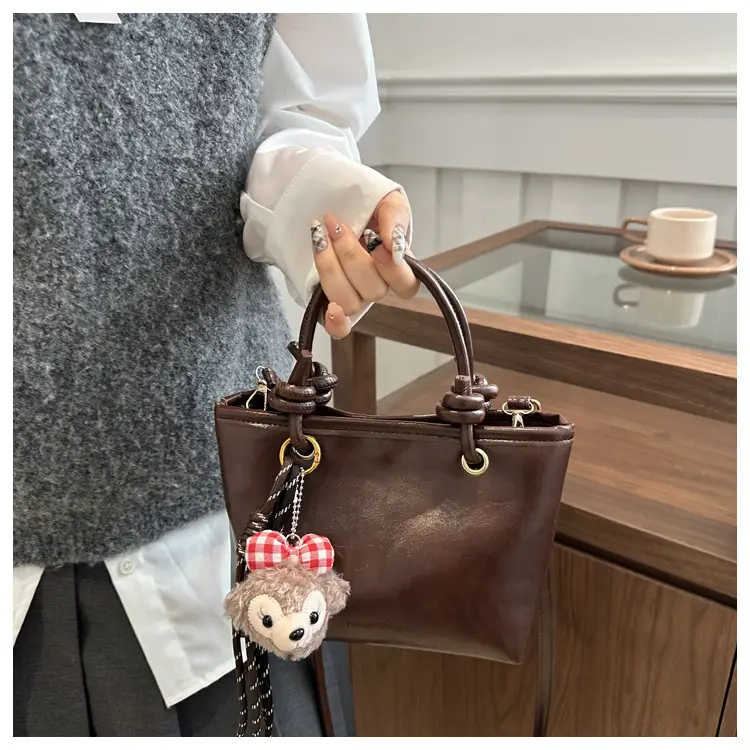 Black Retro Textured Shoulder Crossbody Bag 2024 — feature 24