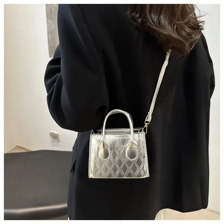 Golden Textured Rhombic Crossbody Bag 2024 — feature 15