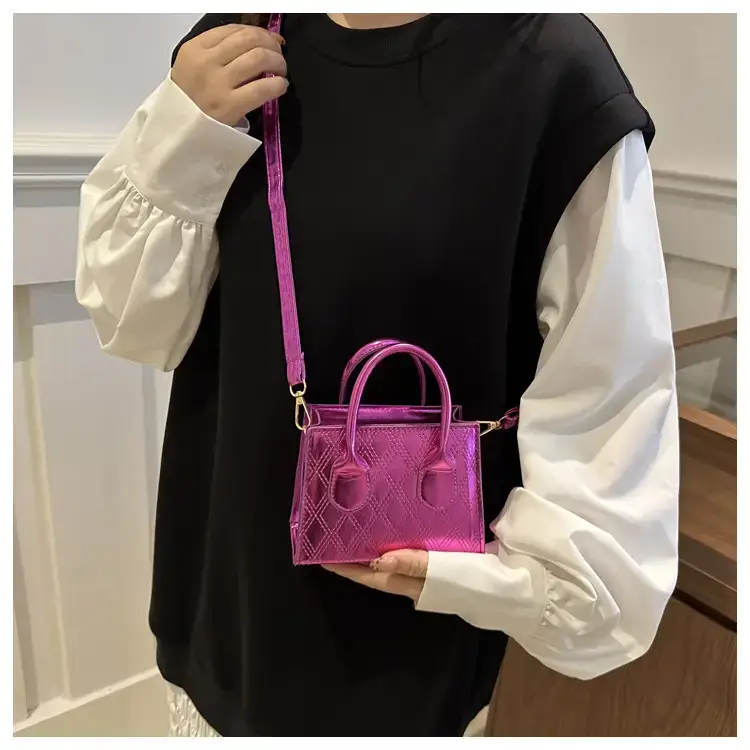 Golden Textured Rhombic Crossbody Bag 2024 — feature 16