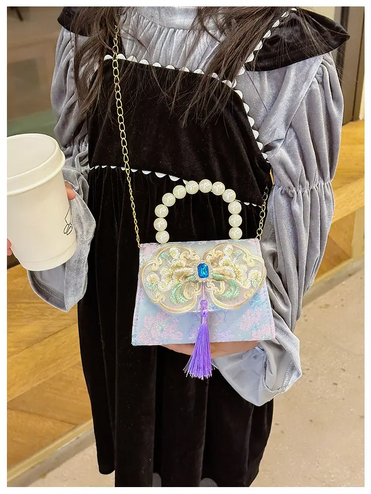 Little Girl's Guofeng Pearl Shoulder Crossbody Bag — feature 7