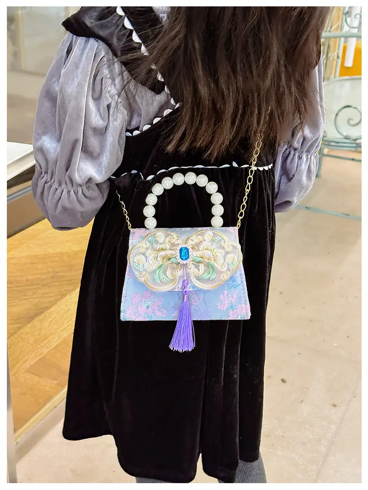 Little Girl's Guofeng Pearl Shoulder Crossbody Bag — feature 8