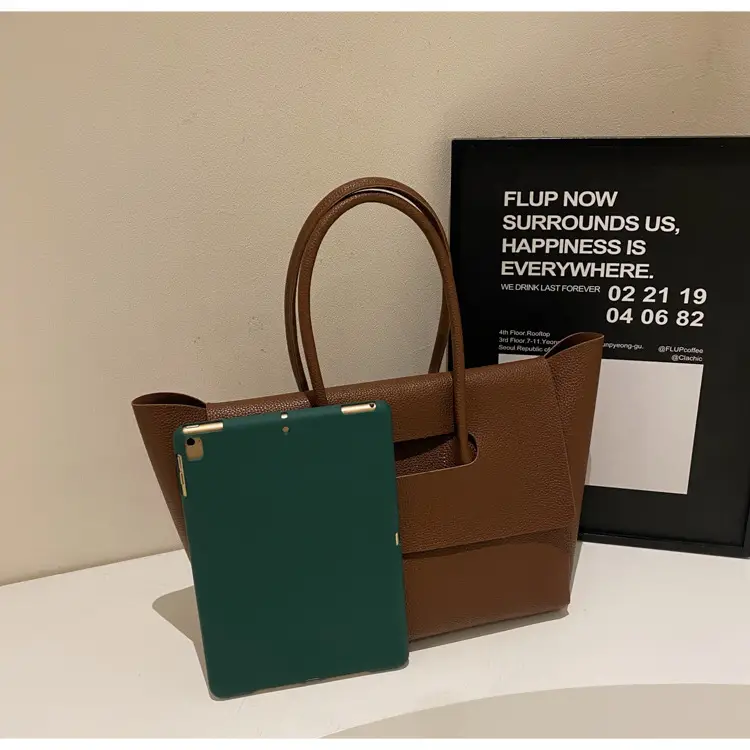 Women's Brown Leather Tote Bag Large Capacity — feature 20