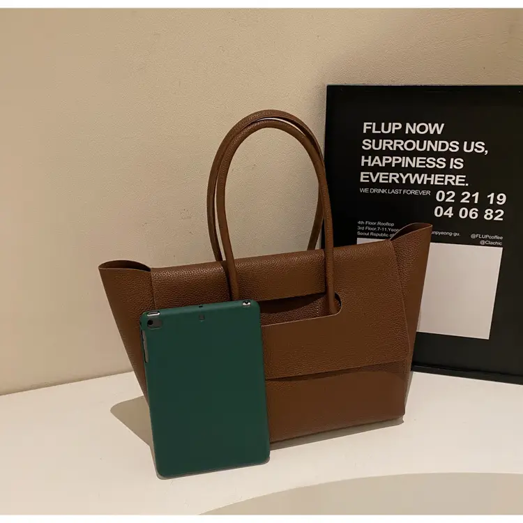Women's Brown Leather Tote Bag Large Capacity — feature 21