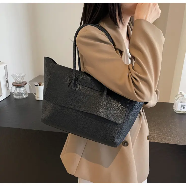 Women's Brown Leather Tote Bag Large Capacity — feature 28