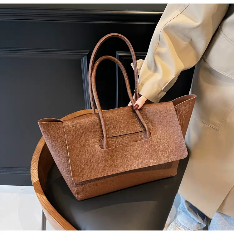 Women's Brown Leather Tote Bag Large Capacity — feature 39