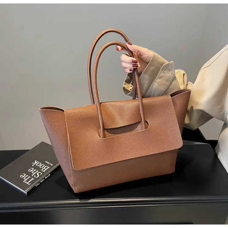 Women's Brown Leather Tote Bag Large Capacity — feature 43