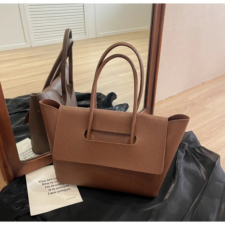 Women's Brown Leather Tote Bag Large Capacity — feature 46