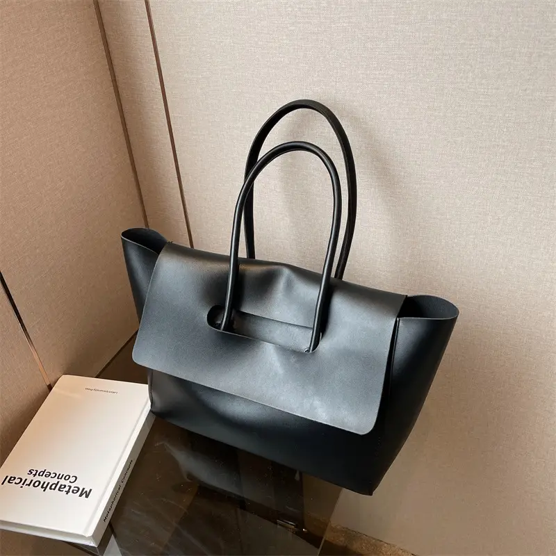 Women's White Leather Tote Bag Large Capacity Retro Simple - Image 8
