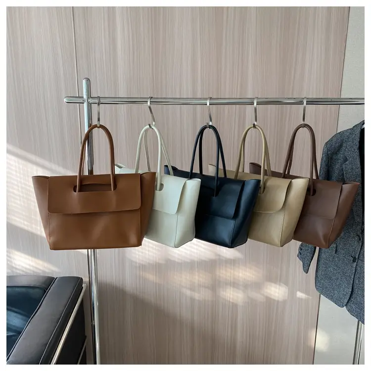 Women's White Leather Tote Bag Large Capacity Retro Simple — feature 10