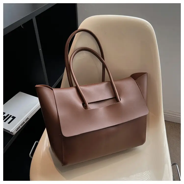 Women's White Leather Tote Bag Large Capacity Retro Simple — feature 13
